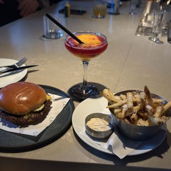 Cactus Club Cafe - New American Near Me - Miami, Florida