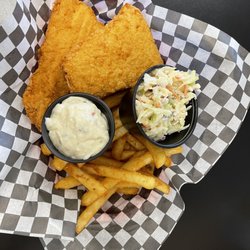Ed's Fast Break Grille - Fish and chips