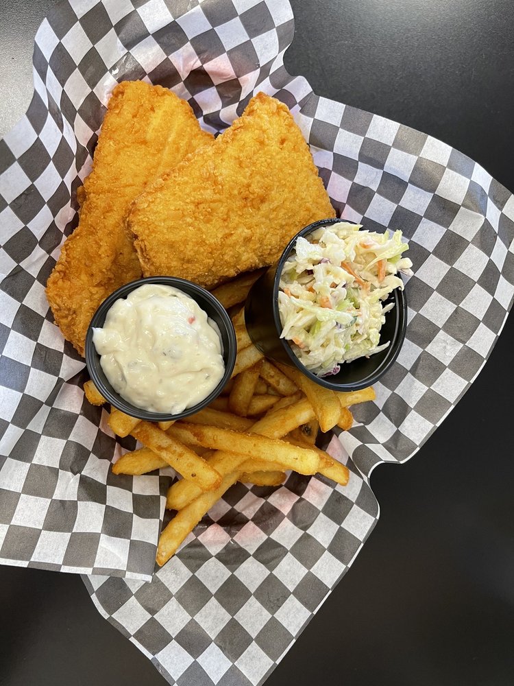 Ed's Fast Break Grille