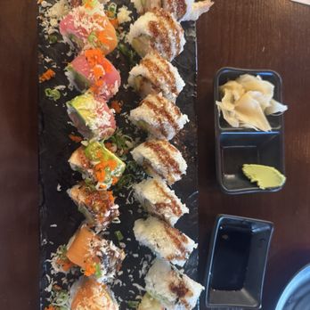 Niku Sushi - Anaheim Roll, Crunch Roll (8 Pcs) - Sushi Bars Near Me - Anaheim, California Niku Sushi - Anaheim Roll, Crunch Roll (8 Pcs) - Sushi Bars Near Me - Anaheim, California