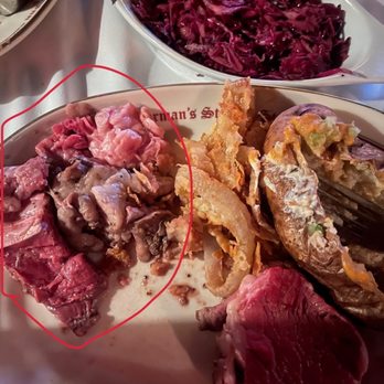 Clearman's Steak 'N Stein - All fat removed from steak - Steakhouses Near Me - Pico Rivera, California