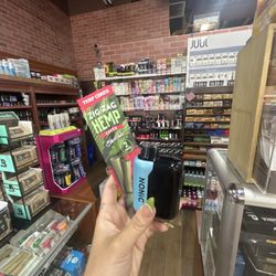 Mike's Smoke Shop & Vape - Fireee !