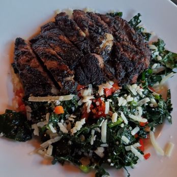 Chelsea's Kitchen - Ribeye and kale salad - New American Near Me - Phoenix, Arizona