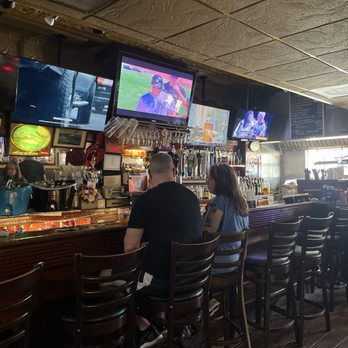 The Sportsman - Yankees. Giants preseason. - Bars Near Me - Garfield, New Jersey The Sportsman - Yankees. Giants preseason. - Bars Near Me - Garfield, New Jersey