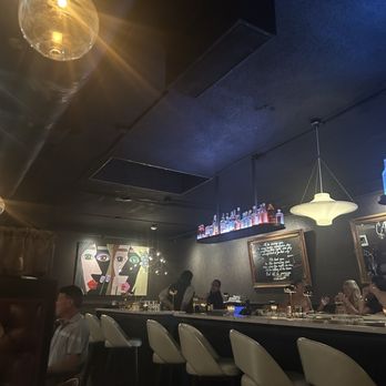 Charlie Martin's - Supper Clubs Near Me - Chicago, Illinois