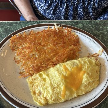 Flo's Pancake House - Senior omelette - Breakfast & Brunch Near Me - Anchorage, Alaska