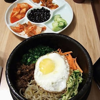 Little Pusan - Dolsot Bibim Bop at Little Pusan.  Photo courtesy of Kelev T. Cat's blog. - Korean Near Me - Maynard, Massachusetts