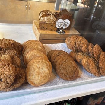 Tin Roof Bakery & Cafe - Bakeries Near Me - Chico, California