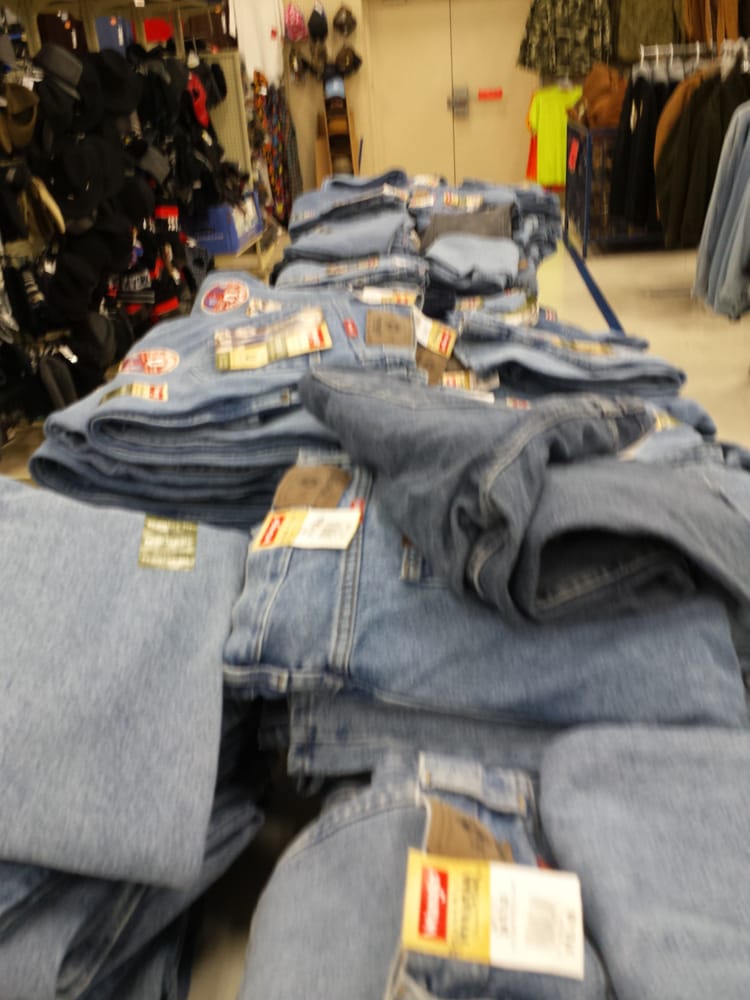 ROSES DISCOUNT STORE Updated September 2024 12 Photos 125