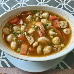 Thai Delight Restaurant - S1. Tom Yum Goong, large