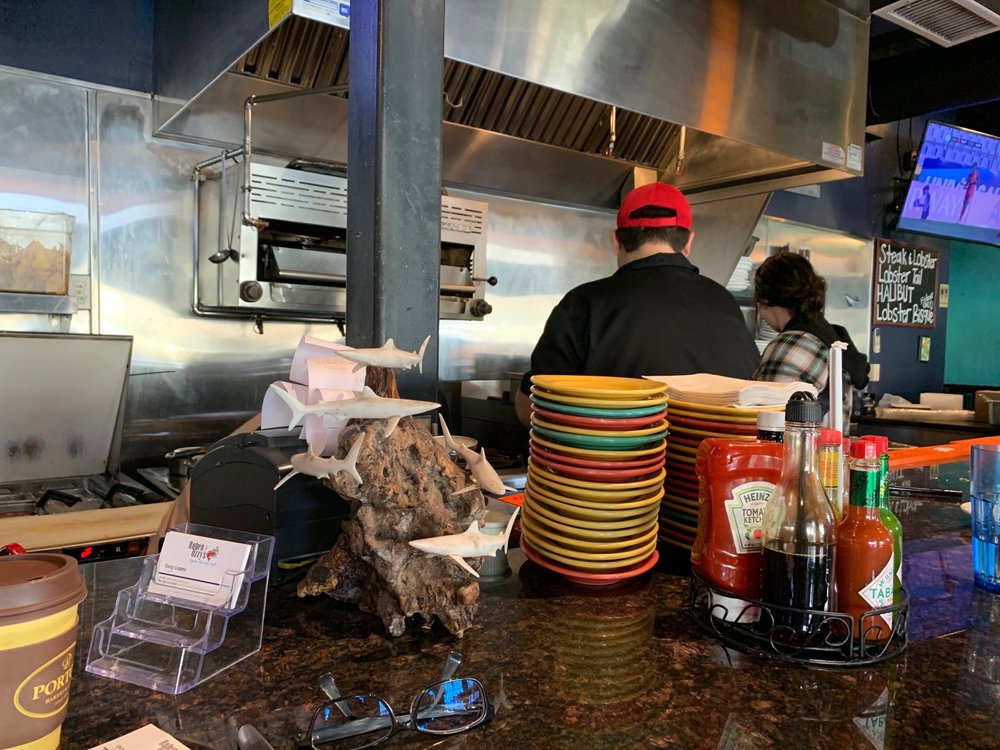 Ruben and Ozzy's Oyster Bar & Grill
