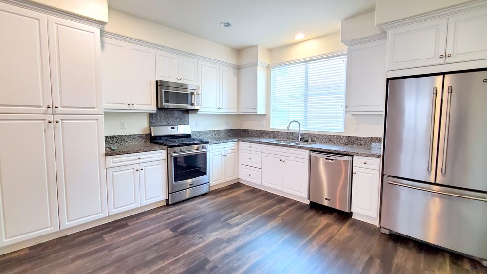 VANTAGE PROPERTY MANAGEMENT 58 Photos & 30 Reviews 1411 S Diamond