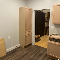 Rustic and Reclaimed Market - Before
