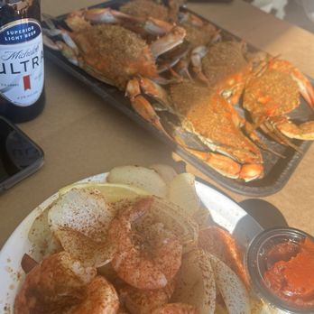 The Jetty - Shrimp and steamed crab - Seafood Near Me - Grasonville, Maryland