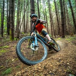 Take Off Adventure Rentals - Fast and flows on the local mountain bike trails. Perfect for beginners and advanced riders alike. come rent your Mountain bike today!