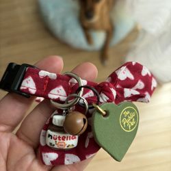 Nutella and green leather tag for nutmeg