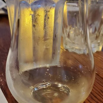 Pub Burgundy Lion - British Near Me - Montreal, Quebec