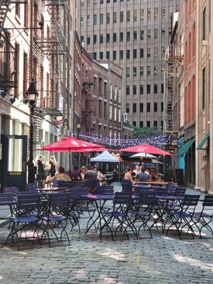 Stone Street Tavern by null