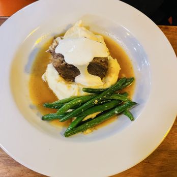 Brezo Restaurant - Breakfast & Brunch Near Me - Albany, California
