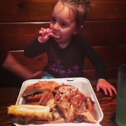 Da Hickory House - Our food is kid approved