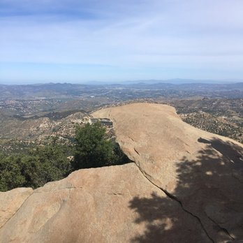 Potato Chip Rock - Potato Chip Rock - Hiking Near Me - Poway, California