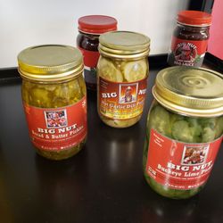 Headlines Salon & Spa - Big Nut's products