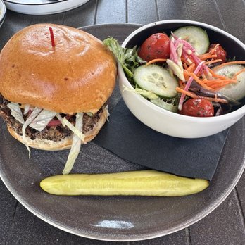 Idletyme - Black bean burger - American Near Me - Stowe, Vermont Idletyme - Black bean burger - American Near Me - Stowe, Vermont