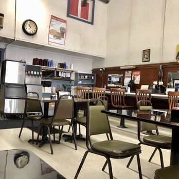 Star Restaurant - Table seating - American Near Me - Hanford, California