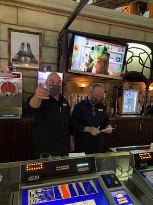 Gustav’s Bar by null