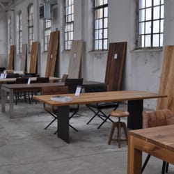 Tischfabrik24 - Tischplatten und Tische im Showroom von Tischfabrik24 in Berlin