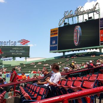 Fenway Park - Stadiums & Arenas Near Me - Boston, Massachusetts Fenway Park - Stadiums & Arenas Near Me - Boston, Massachusetts
