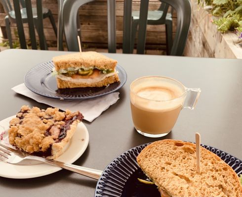 Highwheeler Cafe & Bakery by null