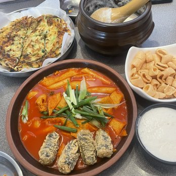 Rice Junky - Rice cake with fried seafood rolls, seafood pancake and  chestnut makgeolli - Pubs Near Me - Santa Clara, California