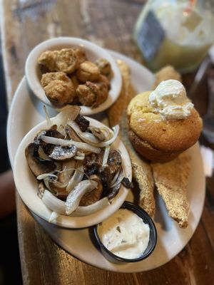 Lo-Lo's Chicken & Waffles by null