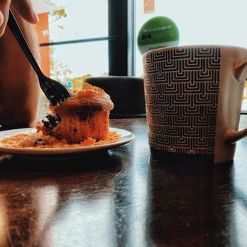 Bon Beans Coffee - Vanilla Latte and Blueberry Muffin! - Coffee & Tea Near Me - Pensacola, Florida Bon Beans Coffee - Vanilla Latte and Blueberry Muffin! - Coffee & Tea Near Me - Pensacola, Florida