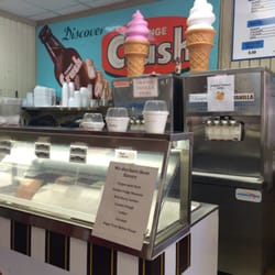 TJ's Deli and Ice Cream
