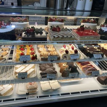 Fortuna Bakery - Bakeries Near Me - Orlando, Florida