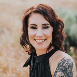 Grit, Salon and Barbering - Jen- Owner/ Stylist specializing in Barbering 14 years experience