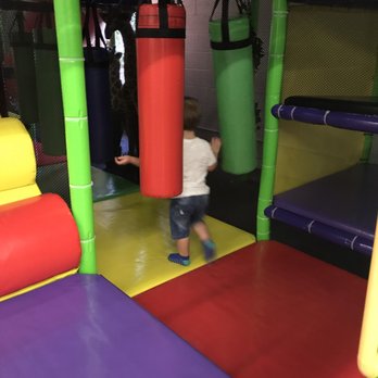 Bounce Safari - Indoor Playcenter Near Me - Waldwick, New Jersey