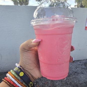 Capital Bagel - Red Velvet Frappuccino - Bagels Near Me - Oakland Park, Florida