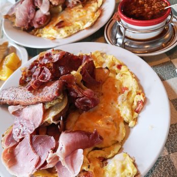 Fraser Park Restaurant - The German breakfast. Eggs, bacon, ham, sausage, potatoe pancake and home fries served wit toast. A steal of a deal for 12.95 - Breakfast & Brunch Near Me - Burnaby, British Columbia