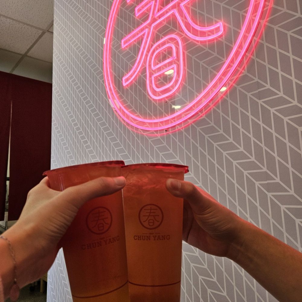 Chun Yang Tea - San Gabriel - Osmanthus honey oolong tea and pineapple oolong tea - Tea Rooms Near Me - San Gabriel, California Chun Yang Tea - San Gabriel - Osmanthus honey oolong tea and pineapple oolong tea - Tea Rooms Near Me - San Gabriel, California