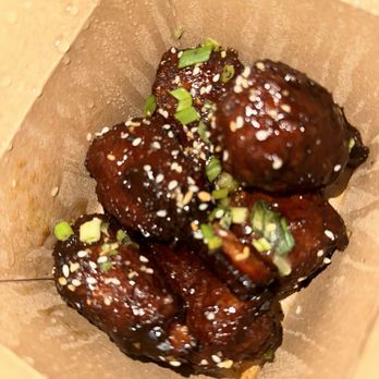 The Moonlighter - Vegan Wings Mesquite - Burgers Near Me - Chicago, Illinois The Moonlighter - Vegan Wings Mesquite - Burgers Near Me - Chicago, Illinois