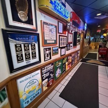 Pats Pizza - Pizza Near Me - Yarmouth, Maine Pats Pizza - Pizza Near Me - Yarmouth, Maine