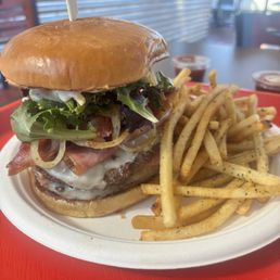 Havana Burger w/fries