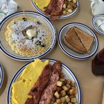 Uncle Bill's Pancake House - Blueberry pancakes Turkey bacon Fluffy eggs Homefries - Breakfast & Brunch Near Me - Cape May, New Jersey Uncle Bill's Pancake House - Blueberry pancakes Turkey bacon Fluffy eggs Homefries - Breakfast & Brunch Near Me - Cape May, New Jersey