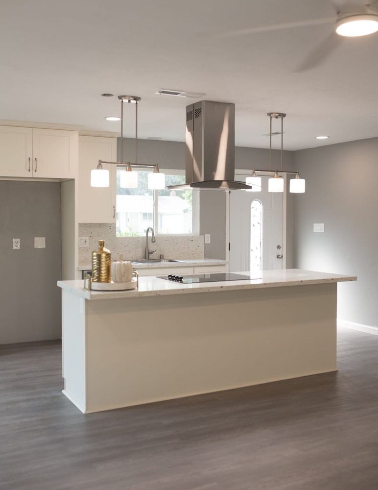 Slide of R and G Construction and  Engineering