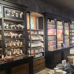 Bath & Body Works