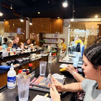 Ramen Nakamura - Sitting area - Ramen Near Me - Honolulu, Hawaii