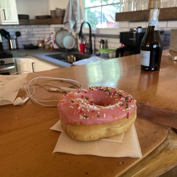 Dank Donuts - Strawberry sprinkle donut - Coffee & Tea Near Me - Big Bear Lake, California